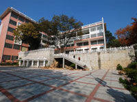 山东八三厂炭素厂子弟学校